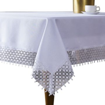 Elegancki Obrus z Gipiurą w romby 053